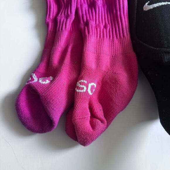 Nike & DSG Soccer Socks and Shin Guards Bundle Size small - Picture 2 of 6